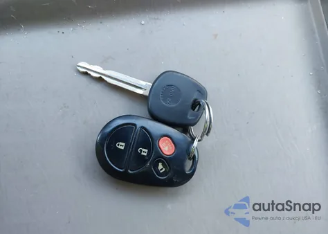 2007 Toyota Sienna Ce z USA, uszkodzony, nr VIN 5TDZK23C47S061006